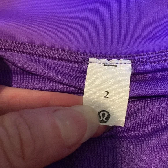 Bundle of two Lululemon speed up short size 2 - Picture 3 of 3
